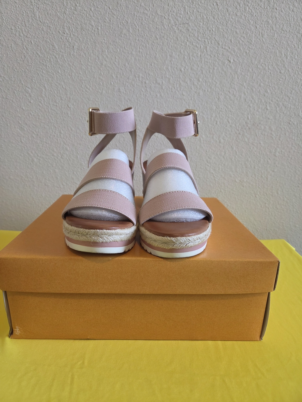 Women’s Pink Ankle-Strap Platform Sandals